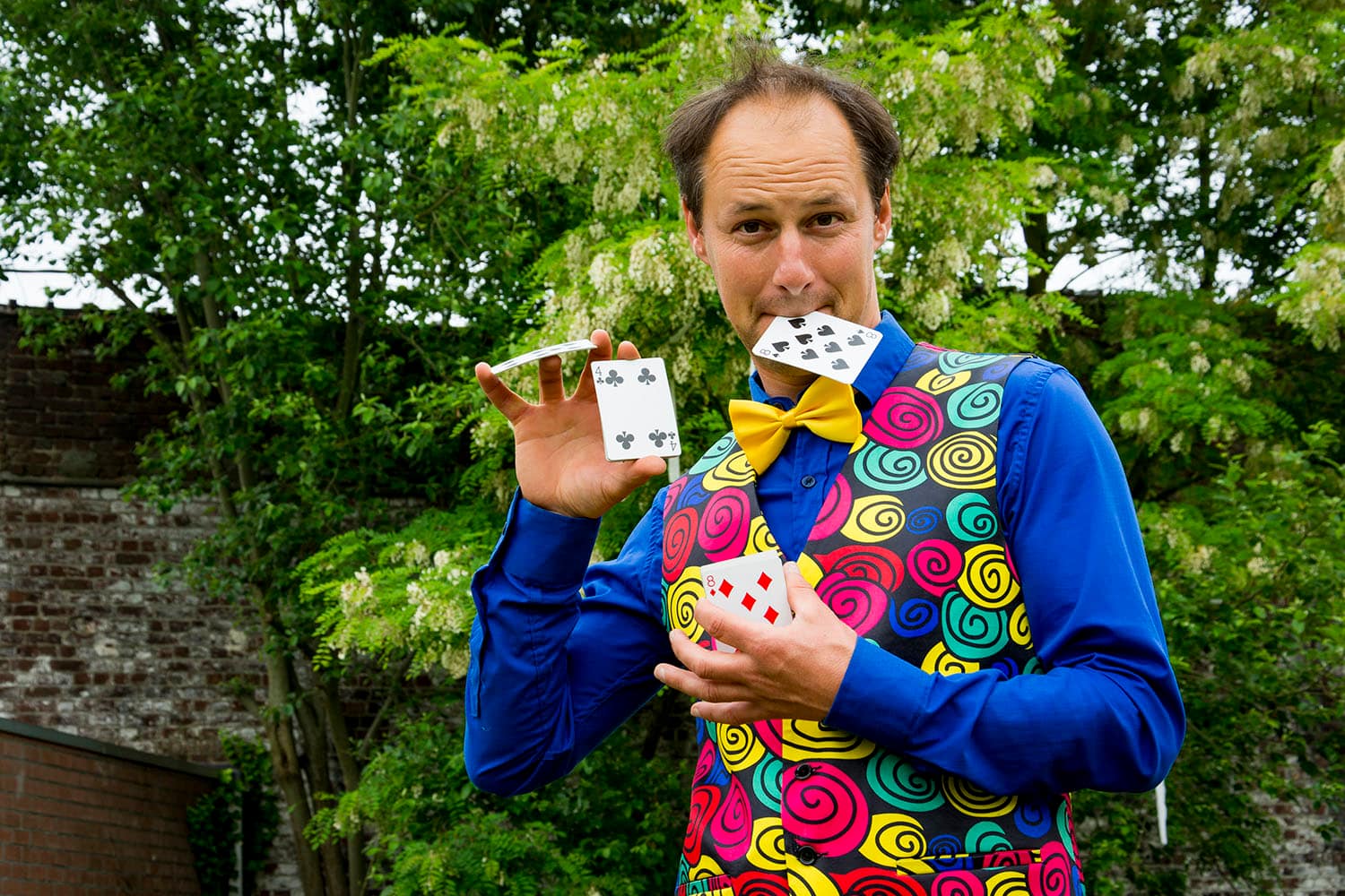 Circus De Sven - Circusshow - Goochelaar